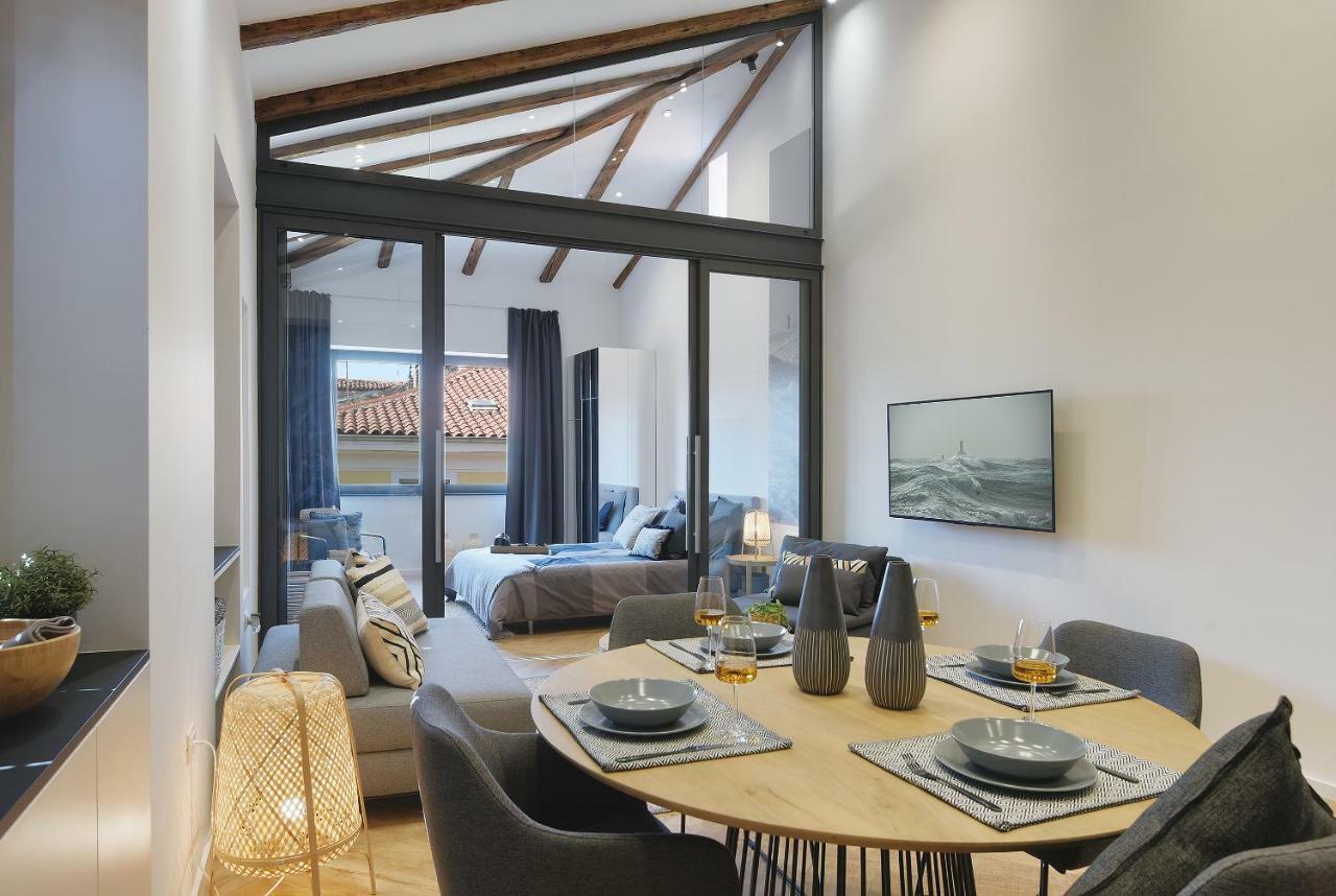 Luxury Apartment Jana With Private Parking Pula Exterior photo